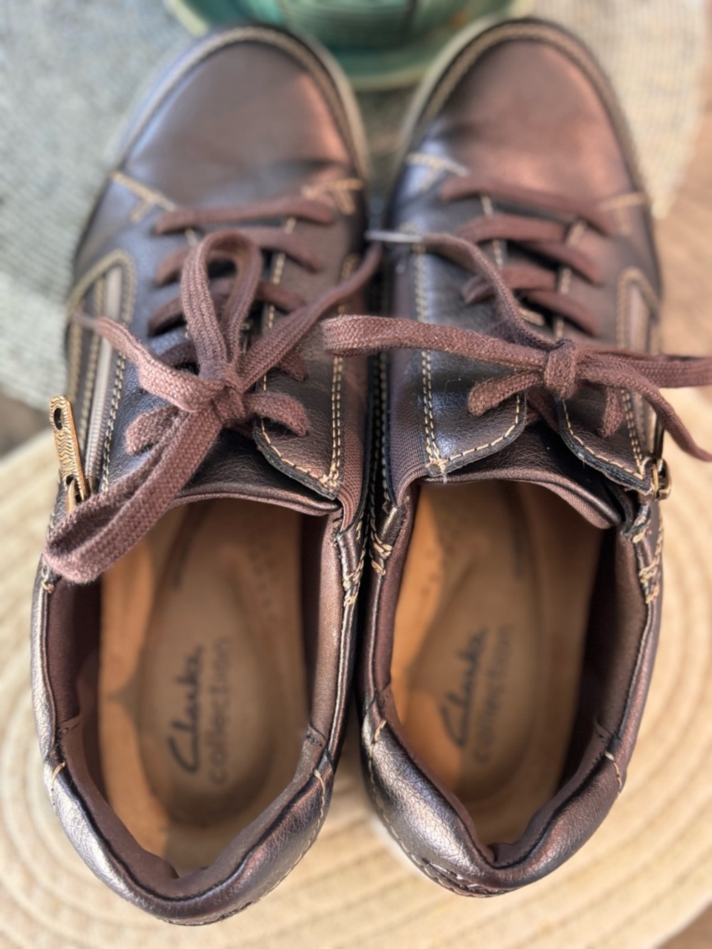Clarks Women Collection Bryianna Bayla trainers in Bronze Metallic Leather - Picture 8 of 9